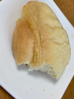 「セブン＆アイ セブンプレミアム さんかくパン バター 袋10個」のクチコミ画像 by もぐミさん