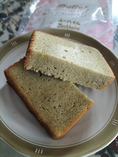 「ユーハイム 純正バターパウンドケーキ さくらケーキ 1個」のクチコミ画像 by コマメのグルメさん