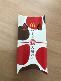 「マクドナルド いちご大福パイ」のクチコミ画像 by こつめかわうそさん