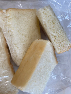 「ダイエー ラ ボンテ 新しっとり生食パン 白金 袋2枚」のクチコミ画像 by もぐミさん