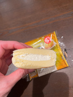 「ヤマザキ 焼きチーズスフレ」のクチコミ画像 by chan-manaさん