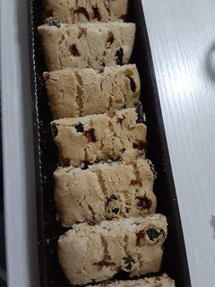 「神戸物産 レーズン＆アップルシナモンクッキー 袋8個」のクチコミ画像 by もこもこもっちさん