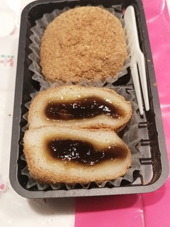 「セブン-イレブン きなこ餅 インジョルミ 黒蜜＆シナモン」のクチコミ画像 by とくめぐさん