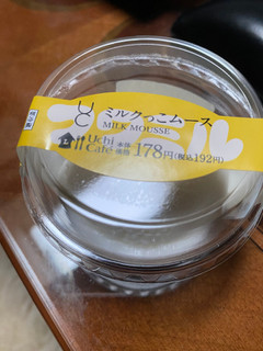 「ローソン Uchi Cafe’ ミルクっこムース」のクチコミ画像 by gologoloさん