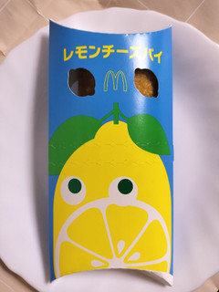 「マクドナルド レモンチーズパイ」のクチコミ画像 by ゆるりむさん