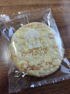 「三幸製菓 雪の宿 レモン香るレアチーズケーキ 袋12枚」のクチコミ画像 by モモコさん