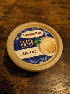 「ハーゲンダッツ GREEN CRAFT ミニカップ 豆乳バニラ カップ110ml」のクチコミ画像 by Manamiさん