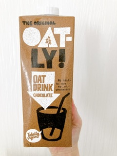 「OATLY オーツミルク チョコレート味 1l」のクチコミ画像 by ちゃーぼーさん