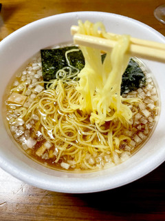 「日清食品 日清麺NIPPON 八王子 たまねぎ醤油ラーメン カップ112g」のクチコミ画像 by ビールが一番さん