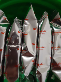 「神戸物産 業務スーパー バケツクッキーココナッツ 14袋」のクチコミ画像 by もこもこもっちさん