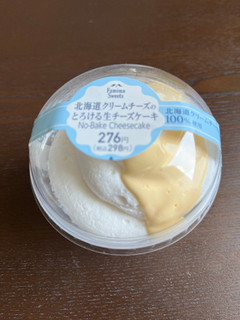 「ファミリーマート 北海道クリームチーズのとろける生チーズケーキ」のクチコミ画像 by chan-manaさん