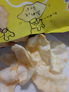 「岩塚製菓 ズーチーZOOふわっとチーズ 袋1個」のクチコミ画像 by もこもこもっちさん