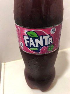 「コカ・コーラ ファンタ グレープ ペット700ml」のクチコミ画像 by パン大好きさん