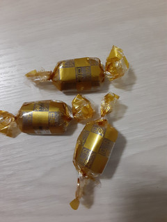 「江崎グリコ 神戸ローストショコラ 濃厚ミルクチョコレート」のクチコミ画像 by もこもこもっちさん