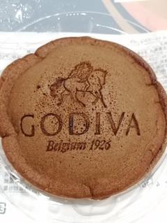 「ローソン Uchi Cafe’ × GODIVA どらもっち ドゥーブルショコラ」のクチコミ画像 by とくめぐさん