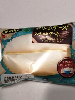 「第一パン クリームチーズスチームケーキ」のクチコミ画像 by とくめぐさん
