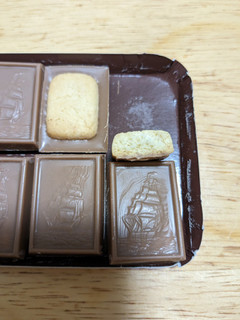 「ブルボン アルフォートミニチョコレートサブレ 箱12個」のクチコミ画像 by ゅぃぽんさん