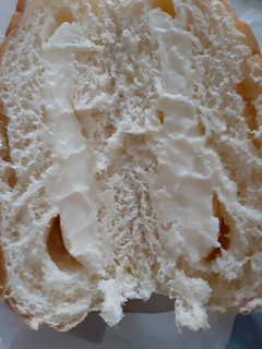 「セイコーマート Secoma ミルククリームパン 袋1個」のクチコミ画像 by もこもこもっちさん