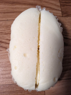 「第一パン クリームチーズスチームケーキ」のクチコミ画像 by ゅぃぽんさん