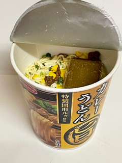 「エースコック まる旨 カレーうどん カップ65g」のクチコミ画像 by ビールが一番さん