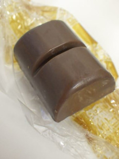 「江崎グリコ 神戸ローストショコラ 濃厚ミルクチョコレート」のクチコミ画像 by taktak99さん