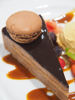 「ココス 勤労感謝のチョコっとビターなムースケーキ」のクチコミ画像 by taktak99さん