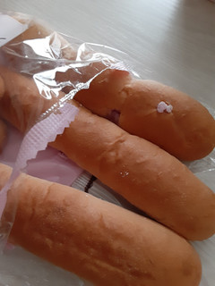 「セイコーマート にぎわいパン屋通り いちごスナック 袋5個」のクチコミ画像 by もこもこもっちさん
