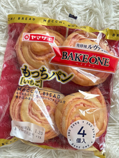 「ヤマザキ BAKE ONE もっちパン いちご 袋4個」のクチコミ画像 by ぷらりねさん