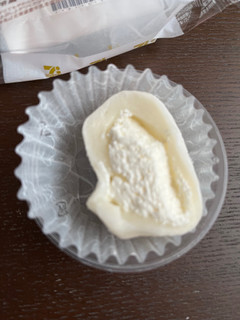「セブン-イレブン 北海道産牛乳使用 みるくクリーム大福」のクチコミ画像 by chan-manaさん