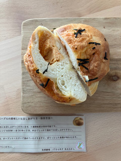 「17SURF BAGEL 明太バター 一個」のクチコミ画像 by こつめかわうそさん