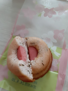 「カルディ 桜フィナンシェ 袋3個」のクチコミ画像 by もこもこもっちさん