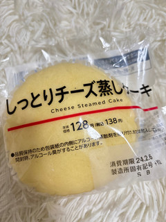 「ローソン しっとりチーズ蒸しケーキ」のクチコミ画像 by ぷらりねさん