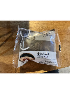 「ローソン Uchi Cafe’ もちぷよ 生チョコ」のクチコミ画像 by kawawawawaさん