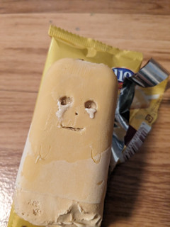 「森永製菓 森永ミルクキャラメルアイスクリームバー 袋80ml」のクチコミ画像 by ゅぃぽんさん