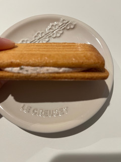 「栄光堂製菓 さくらクリームサンド」のクチコミ画像 by chan-manaさん