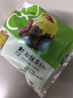 「ローソン Uchi Cafe’ お抹茶カヌレ」のクチコミ画像 by ドライマンさん