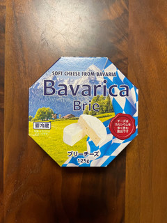 「神戸物産 Bavarica Brie ブリーチーズ 125g」のクチコミ画像 by ピンクのぷーさんさん