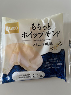 「Pasco もちっとホイップサンド バニラ風味 1個」のクチコミ画像 by chan-manaさん