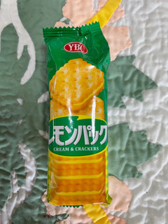 「YBC レモンパック クリームサンドクラッカー 袋9枚×2」のクチコミ画像 by milkypokoさん