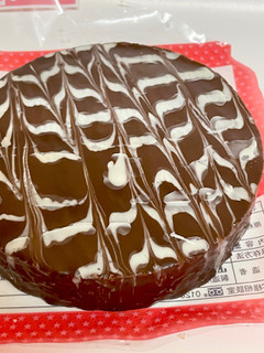 「ヤマザキ マーブルケーキ チョコ 袋1個」のクチコミ画像 by ビールが一番さん