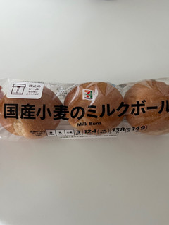 「セブン＆アイ セブンプレミアム 国産小麦のミルクボール 3個」のクチコミ画像 by chan-manaさん