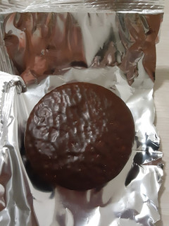 「ロッテ チョコパイ キャラメルチョコレート 袋1個」のクチコミ画像 by もこもこもっちさん