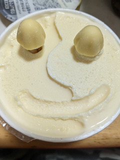 「明治 きのこの山エッセルスーパーカップ超バニラ味 袋96g」のクチコミ画像 by ゅぃぽんさん