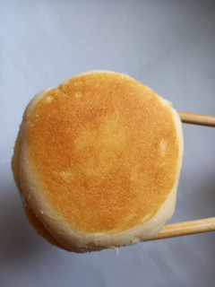「ヤマザキ PREMIUM SWEETS 焼きチーズスフレ 北海道産チーズ 袋2個」のクチコミ画像 by めたろうさん
