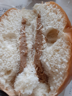 「ヤマザキ ま～るいキャラメルクリームパン 袋1個」のクチコミ画像 by もこもこもっちさん