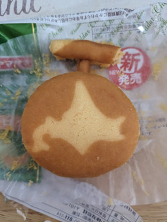 「ヤマザキ 北海道チーズ蒸しケーキ メロン」のクチコミ画像 by ゅぃぽんさん