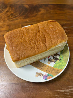 「タカキベーカリー 瀬戸内レモンクリームパン」のクチコミ画像 by ピンクのぷーさんさん