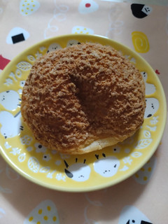 「ローソン Uchi Cafe’ 濃厚たまごのカスタードクッキーシュー」のクチコミ画像 by ぴのこっここさん