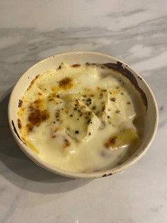 「セブン-イレブン リガトーニのカマンベールチーズグラタン」のクチコミ画像 by アマイノニガテさん