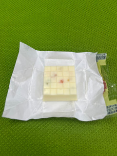 「チロル チロルチョコ 金平糖 1個」のクチコミ画像 by ねこねこりんさん